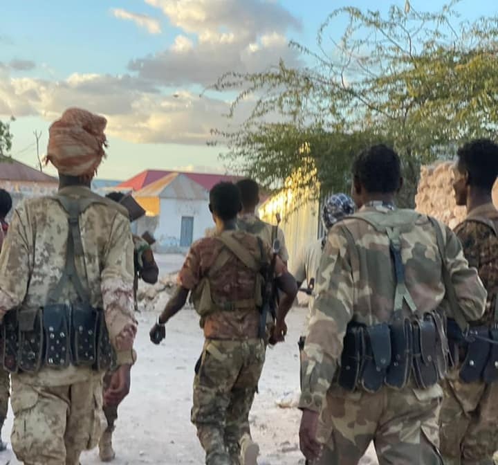 Ciidamada oo hawlgal ka wada Ceelbuur.jpg